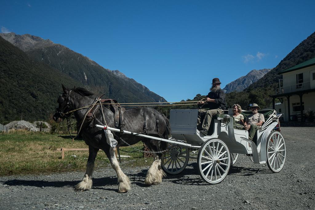 Otira Stagecoach Hotel Esterno foto