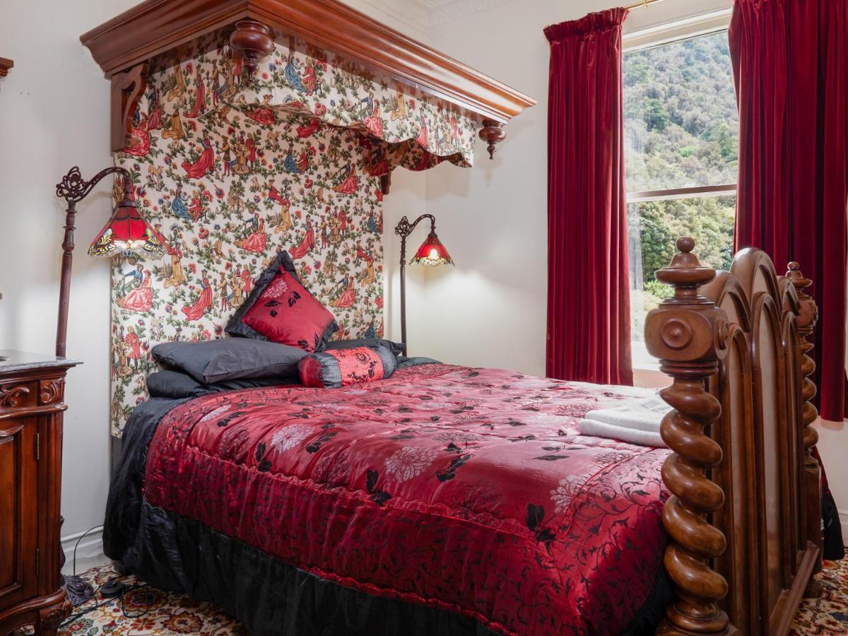 Otira Stagecoach Hotel Esterno foto
