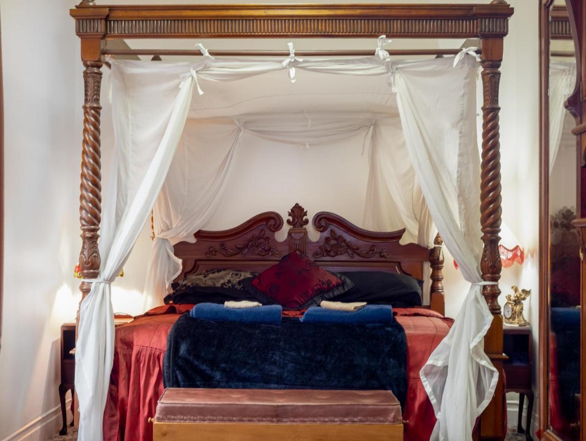 Otira Stagecoach Hotel Esterno foto